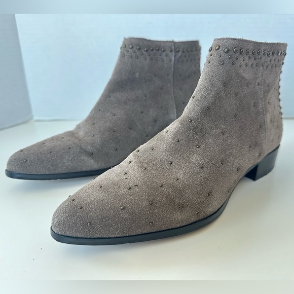 Bettye Frederika Grey Taupe Zip Up Ankle Boots Booties Size 6.5 - Picture 5 of 9